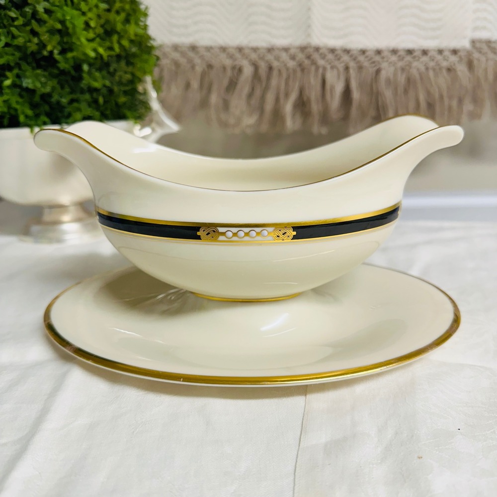 Lenox Presidential Collection Hancock Gravy Boat with Attached Underplate Vtg